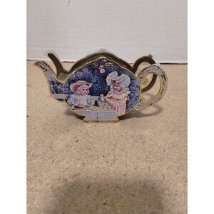 B Shackman 1982 Miniature Teapot-Shaped Tea Set Container With Accessories For D
